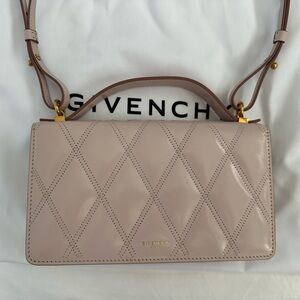 GIVENCHY Goatskin Quilted GV3 Strap Wallet Pale Pink